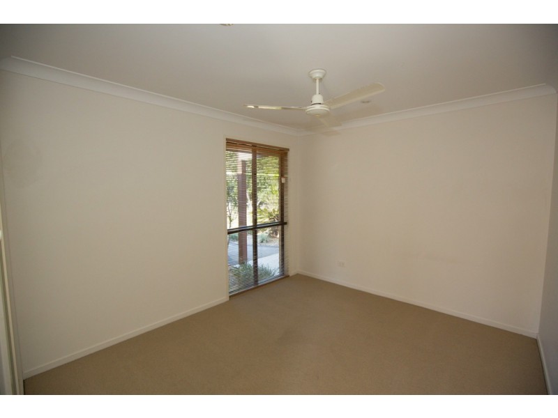 101 Emmadale Drive, New Auckland QLD 4680