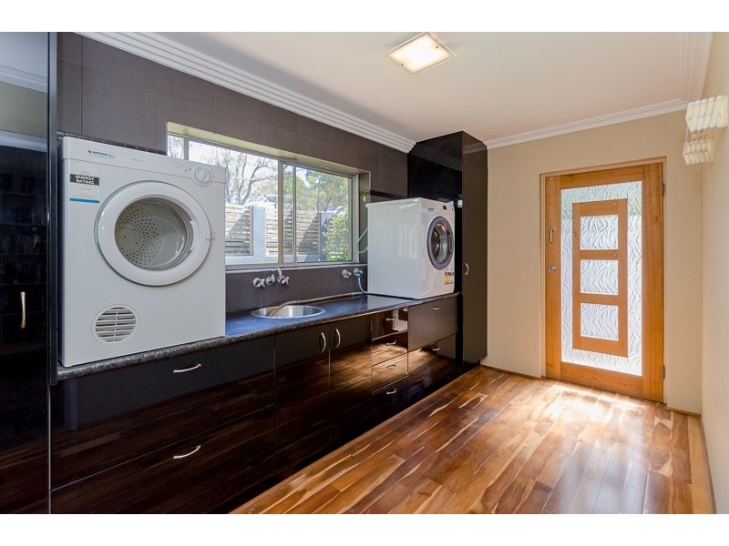 240 Goondoon Street, South Gladstone QLD 4680