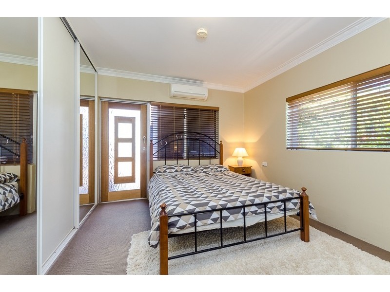 240 Goondoon Street, South Gladstone QLD 4680