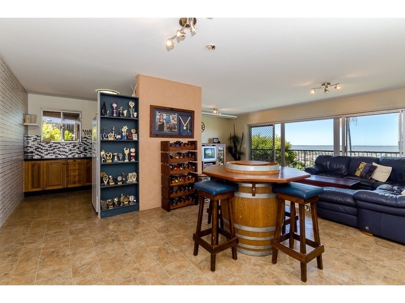 240 Goondoon Street, South Gladstone QLD 4680