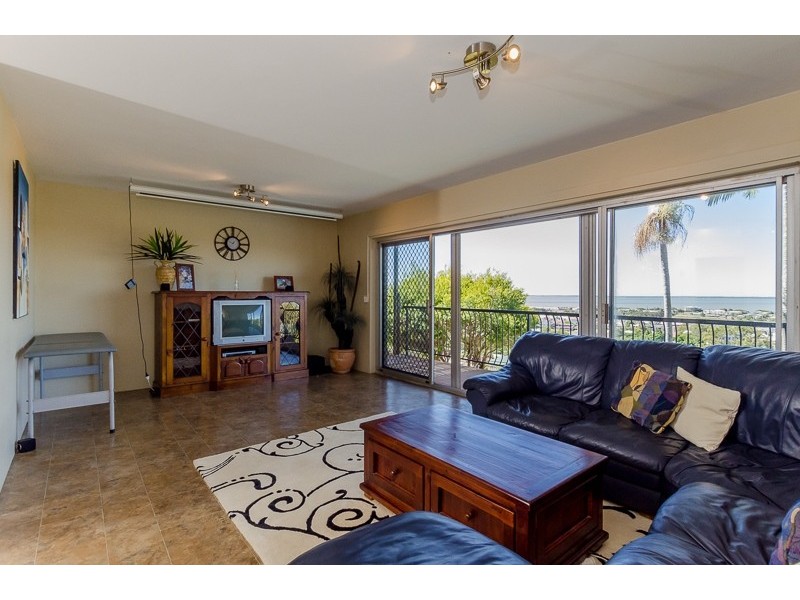 240 Goondoon Street, South Gladstone QLD 4680