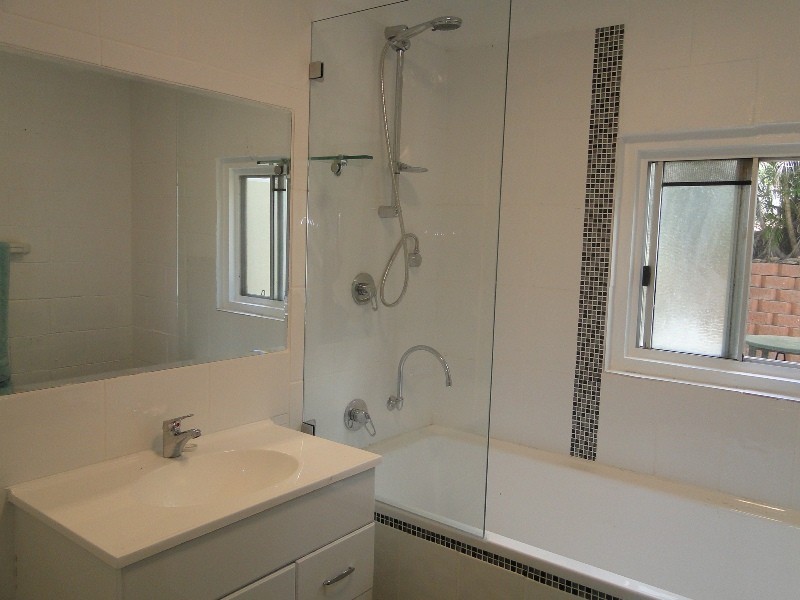 49 Elizabeth Street, South Gladstone QLD 4680