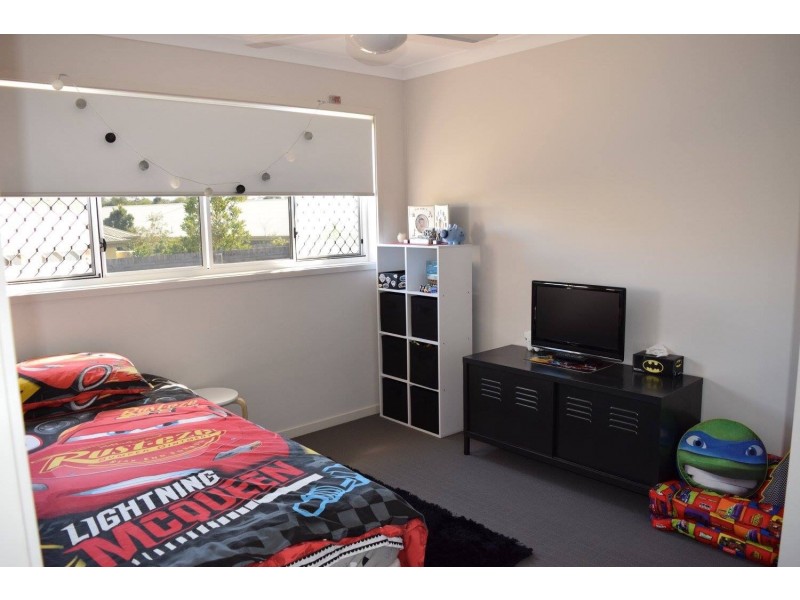 63 Daintree Boulevard, New Auckland QLD 4680