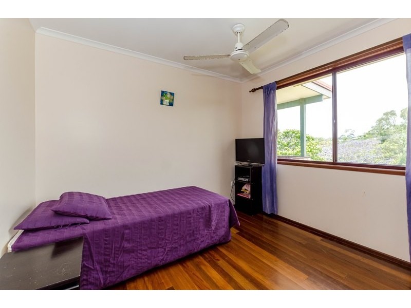 5 Chapple Court, Boyne Island QLD 4680