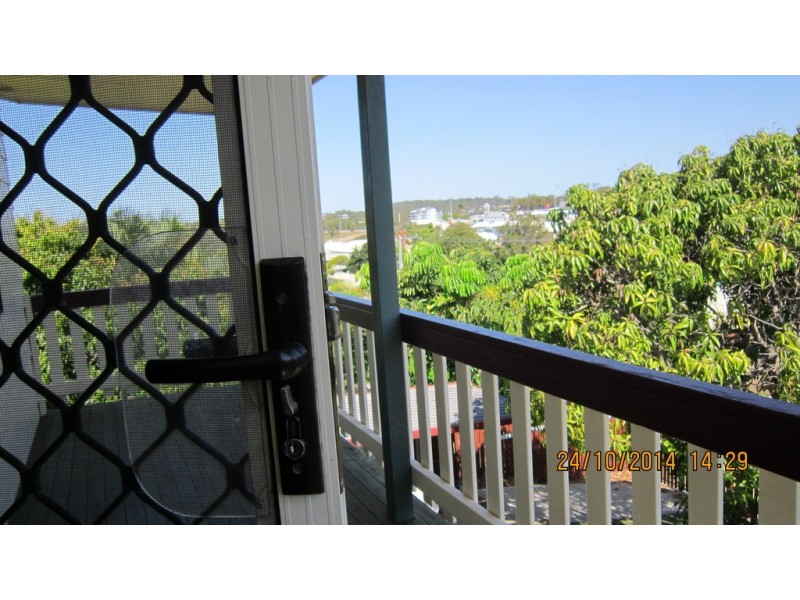 5 Chapple Court, Boyne Island QLD 4680