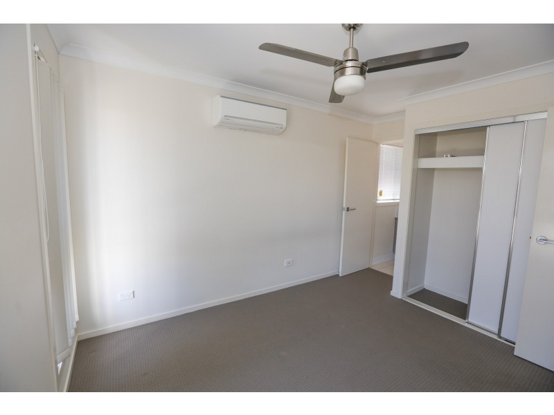 14 Seagull Boulevard, Kirkwood QLD 4680