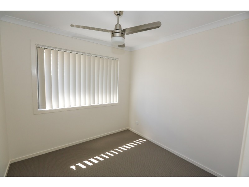 14 Seagull Boulevard, Kirkwood QLD 4680