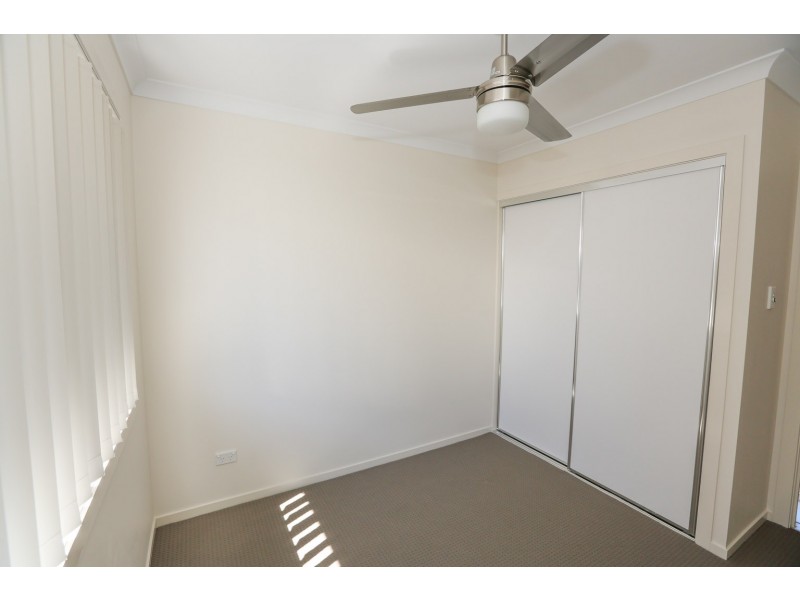 14 Seagull Boulevard, Kirkwood QLD 4680