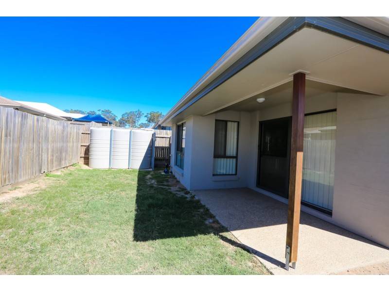 14 Seagull Boulevard, Kirkwood QLD 4680