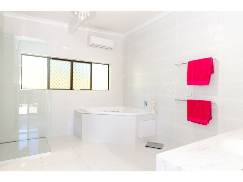 22 Glen Eden Drive, Glen Eden QLD 4680