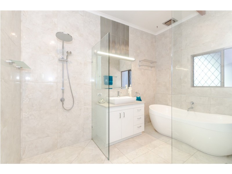 22 Glen Eden Drive, Glen Eden QLD 4680
