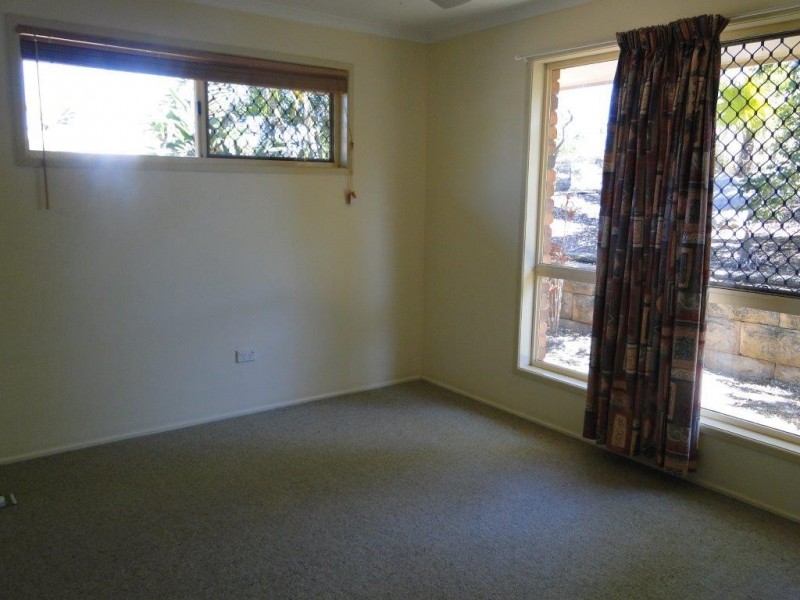 1/20 CHAPMAN DRIVE, Clinton QLD 4680