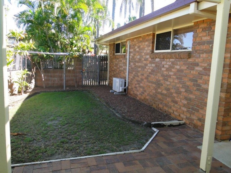 1/20 CHAPMAN DRIVE, Clinton QLD 4680