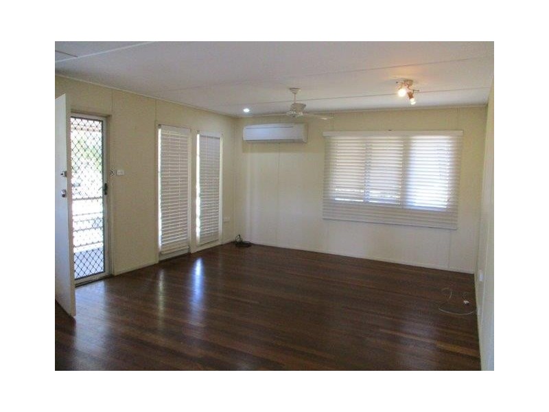 6 BRUNKE STREET, West Gladstone QLD 4680