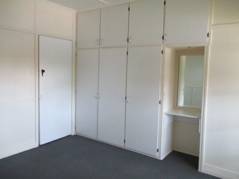 99 OAKA LANE, South Gladstone QLD 4680