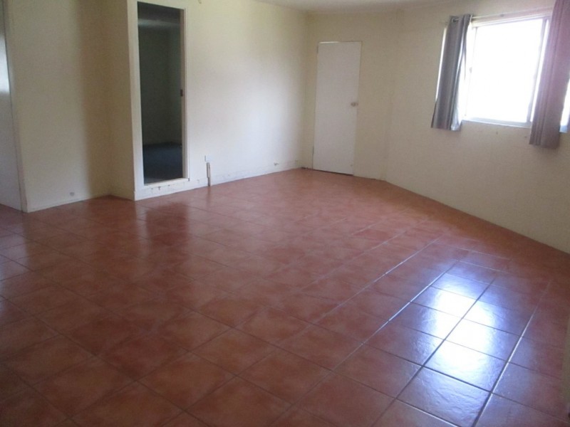 99 OAKA LANE, South Gladstone QLD 4680