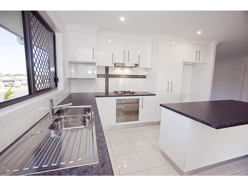 2 BEATLE PARADE, Calliope QLD 4680
