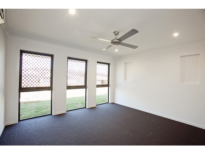 2 BEATLE PARADE, Calliope QLD 4680