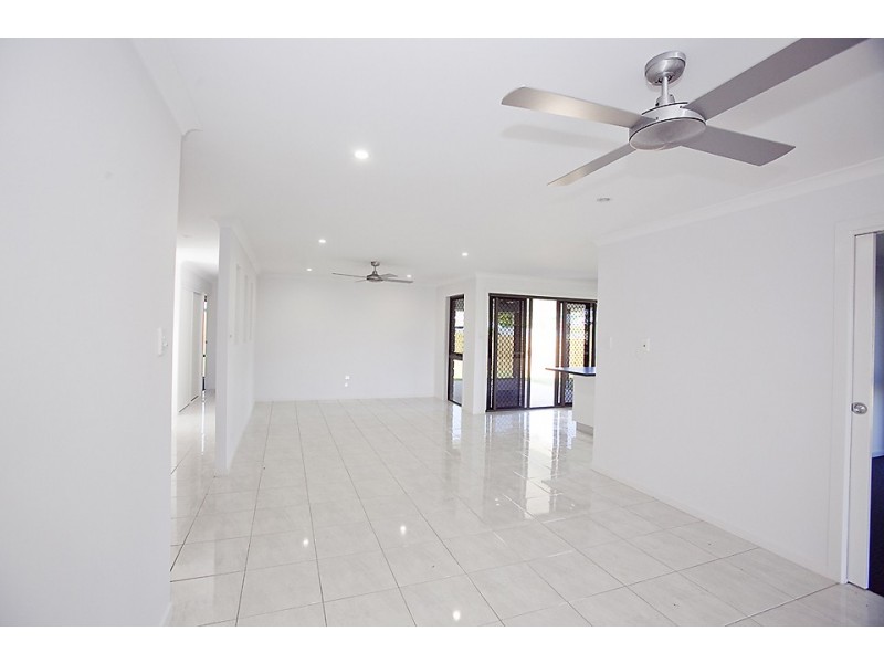 2 BEATLE PARADE, Calliope QLD 4680