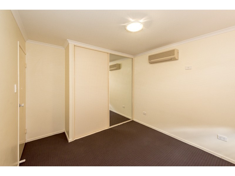 42 Ann Street, South Gladstone QLD 4680
