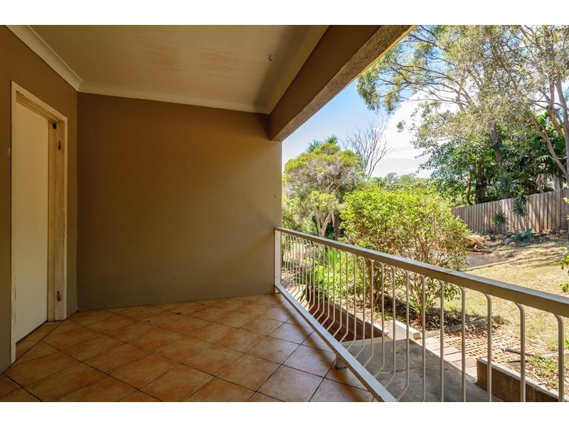 11 Walters Avenue, West Gladstone QLD 4680