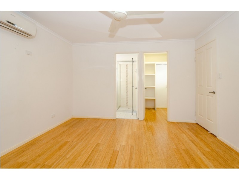 15 Bottlebrush Drive, Kirkwood QLD 4680