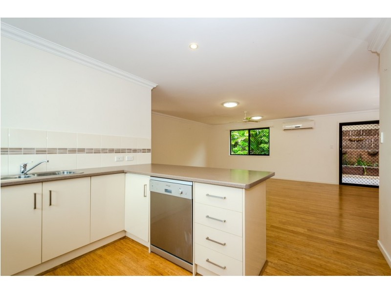 15 Bottlebrush Drive, Kirkwood QLD 4680