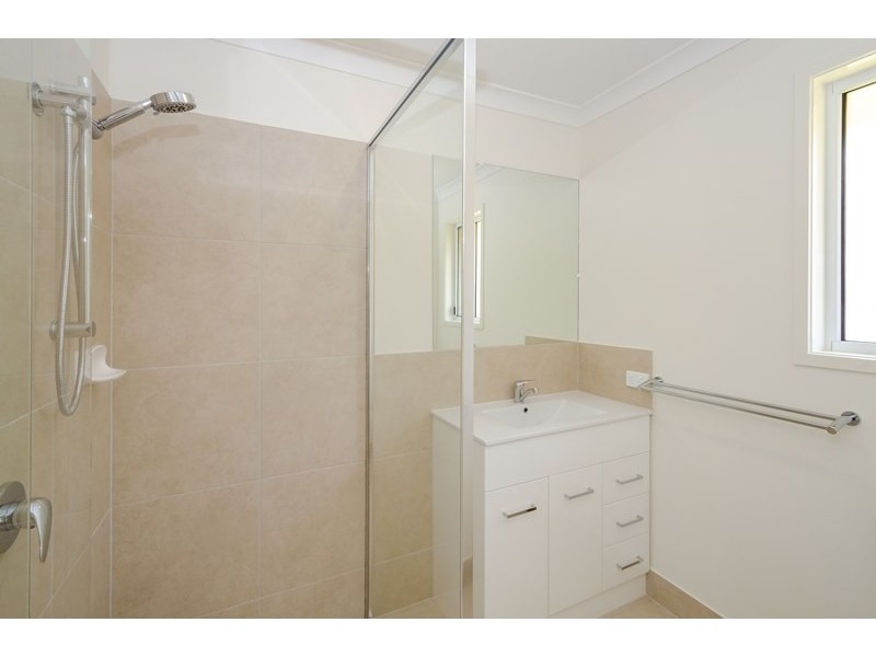 35 Peter Corones Drive, Kirkwood QLD 4680