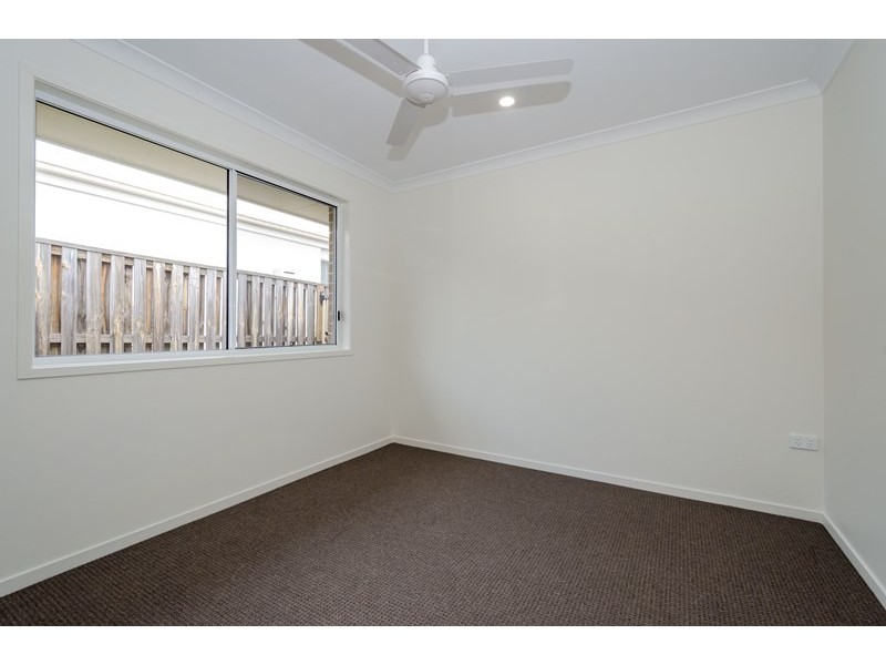 35 Peter Corones Drive, Kirkwood QLD 4680