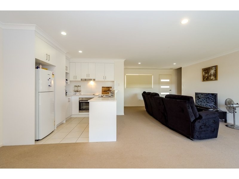 8/15 Morris Avenue, Calliope QLD 4680