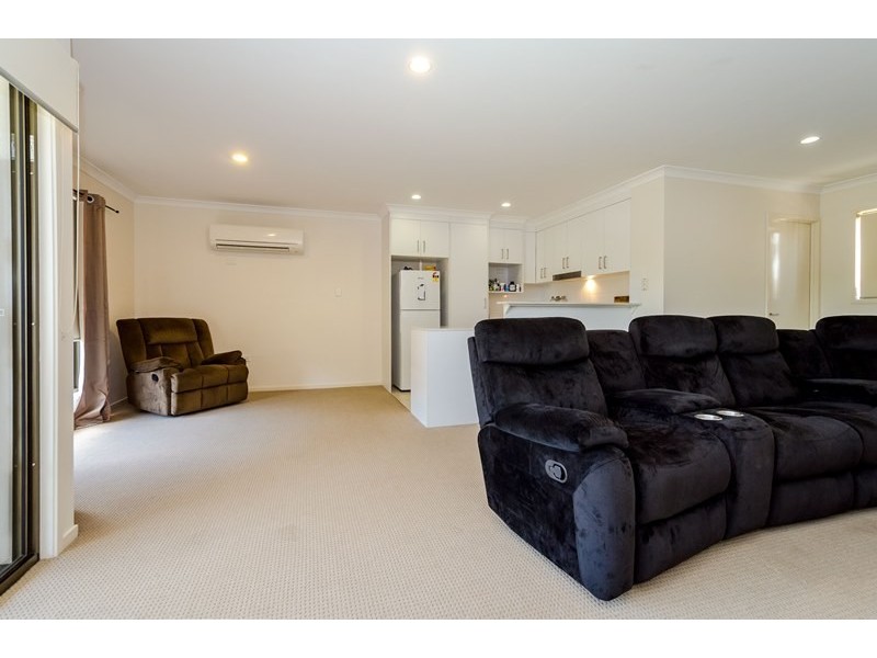 8/15 Morris Avenue, Calliope QLD 4680
