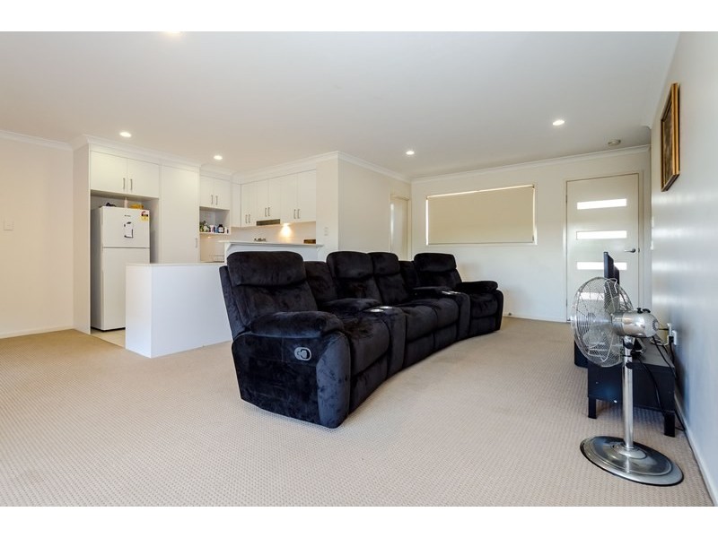 8/15 Morris Avenue, Calliope QLD 4680