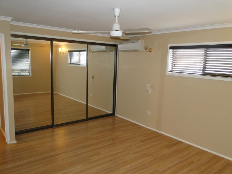 13 AQUARIUS STREET, Clinton QLD 4680