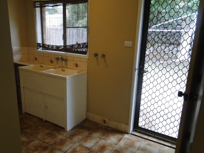 13 AQUARIUS STREET, Clinton QLD 4680