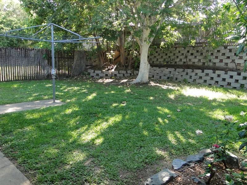 13 AQUARIUS STREET, Clinton QLD 4680