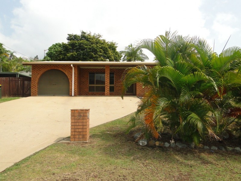 13 AQUARIUS STREET, Clinton QLD 4680