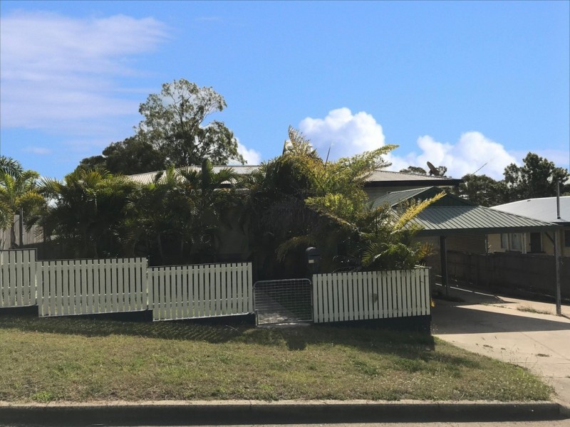 13 Willow Street, New Auckland QLD 4680