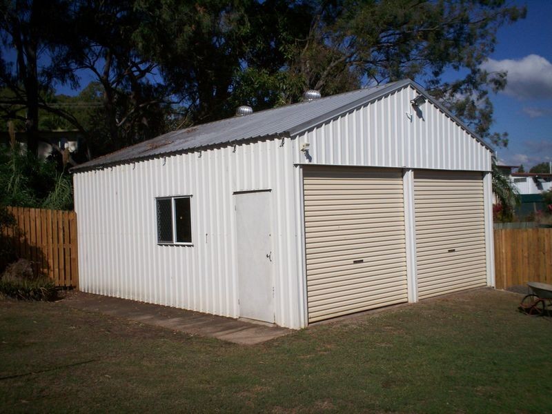 16 Norris Street, West Gladstone QLD 4680