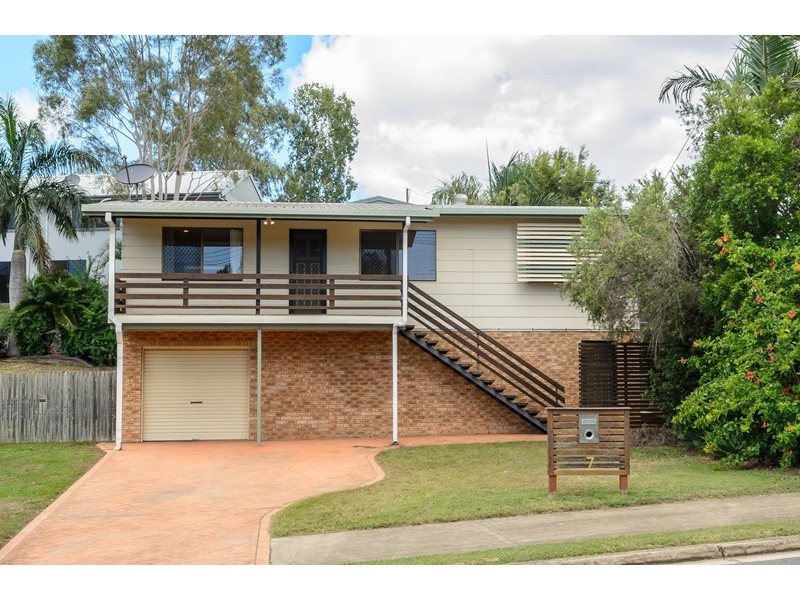 7 Carinya Drive, Clinton QLD 4680