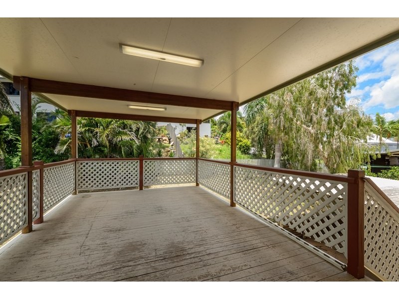 7 Carinya Drive, Clinton QLD 4680
