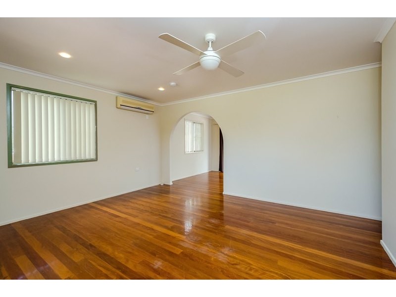 7 Carinya Drive, Clinton QLD 4680