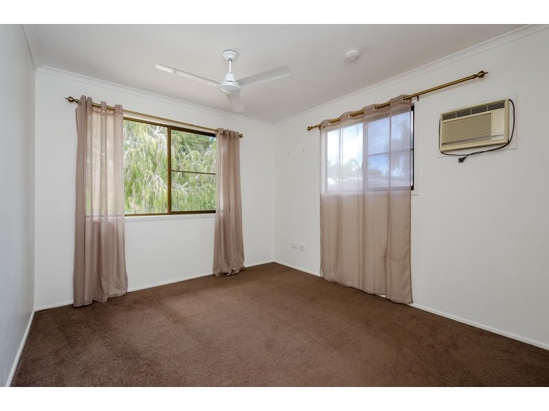 7 Carinya Drive, Clinton QLD 4680