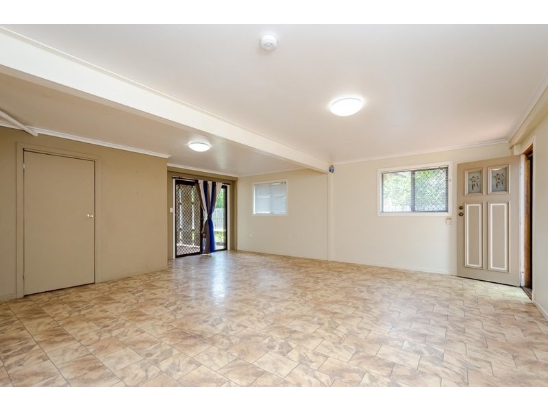 7 Carinya Drive, Clinton QLD 4680