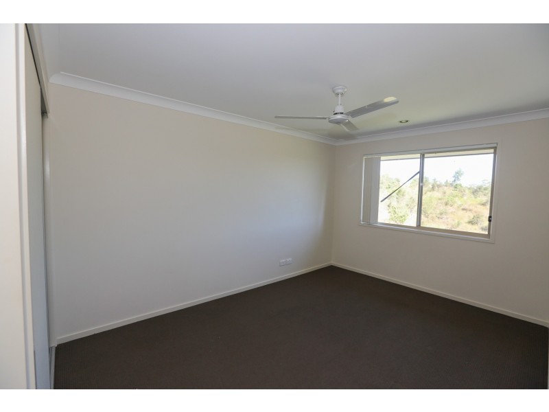 18 CRADLE DRIVE, New Auckland QLD 4680