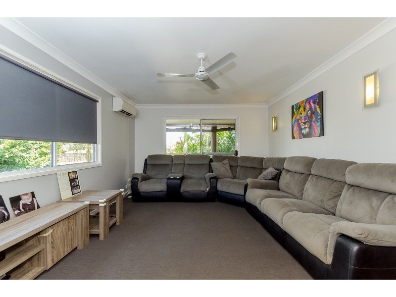17 Wattora Close, Boyne Island QLD 4680