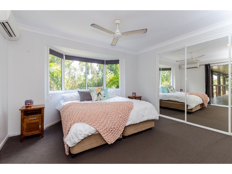 17 Wattora Close, Boyne Island QLD 4680