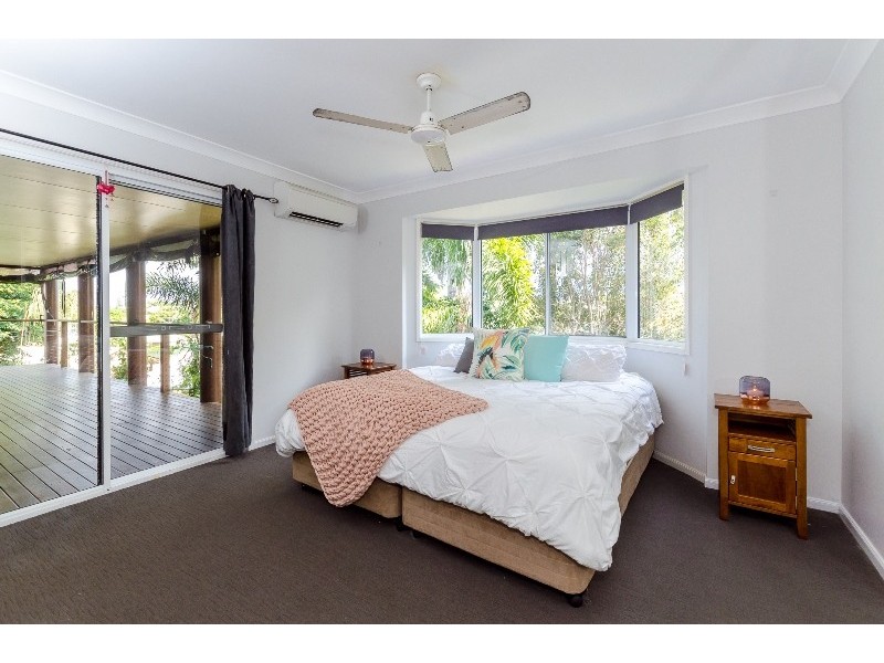 17 Wattora Close, Boyne Island QLD 4680