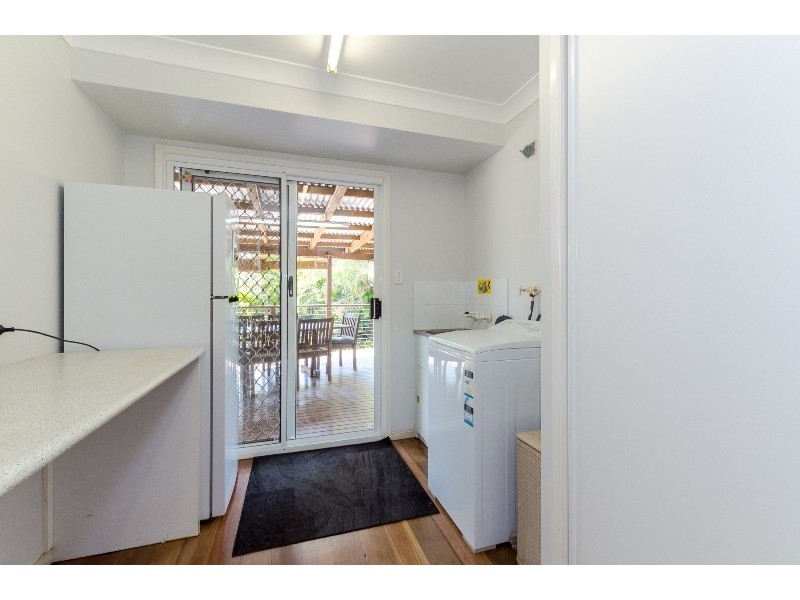17 Wattora Close, Boyne Island QLD 4680