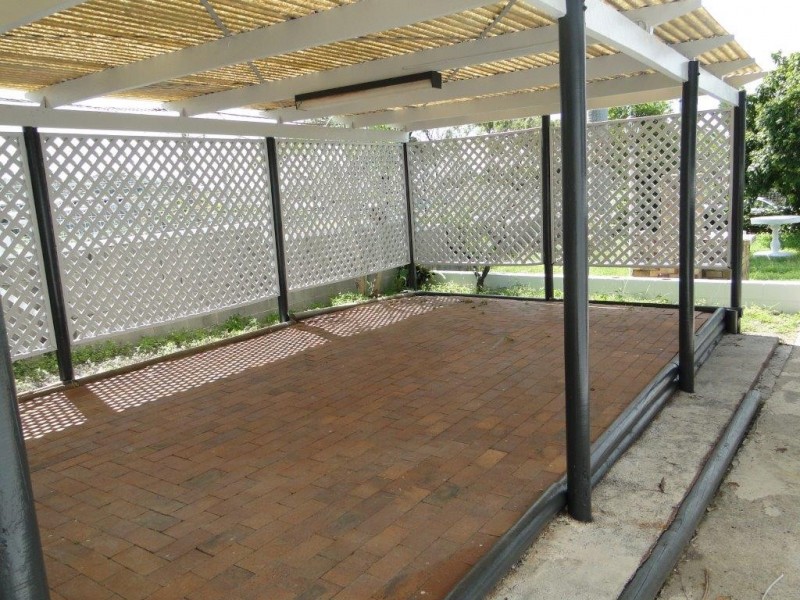 24 BELL STREET, Barney Point QLD 4680