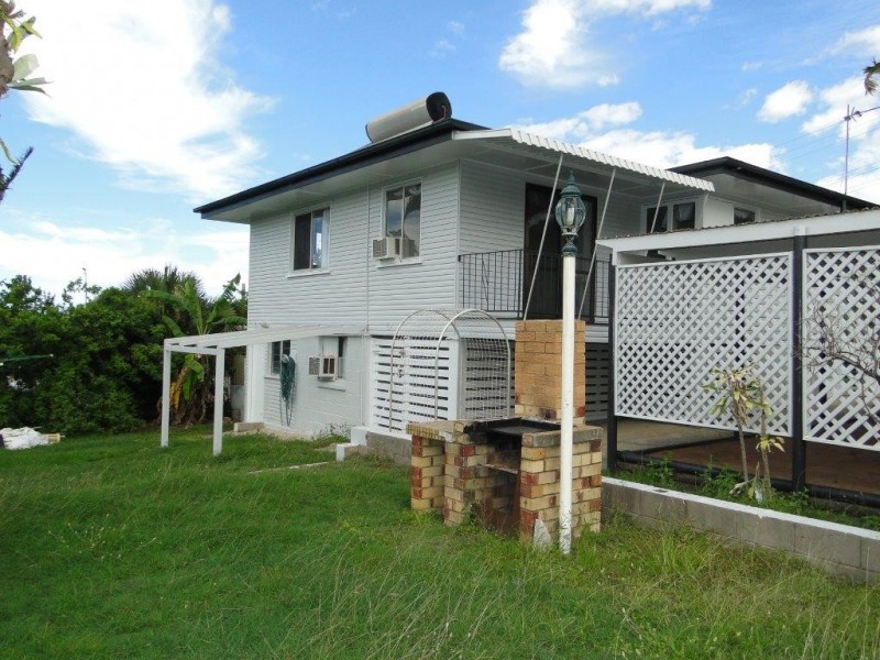 24 BELL STREET, Barney Point QLD 4680